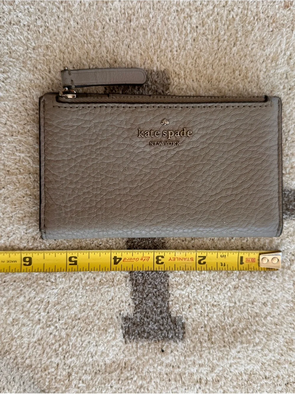 kate spade Pebbled Leather Zip Card Wallet in Taupe Gray